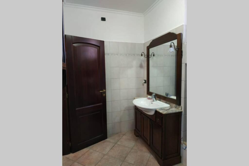 Camera Confortevole Tra Roma E Ostia Acilia Exterior foto